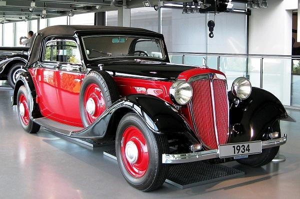 Den første Audi -front