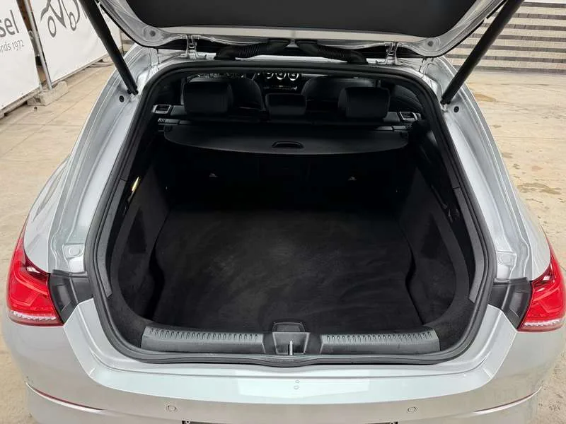 Mercedes-Benz CLA 250 CLA 250 e PHEV Business Line Image 11