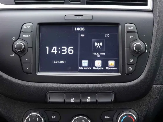 Kia Ceed SW / 1.4 CRDi Wagon Nav Edition + GPS + ALU16 Image 10
