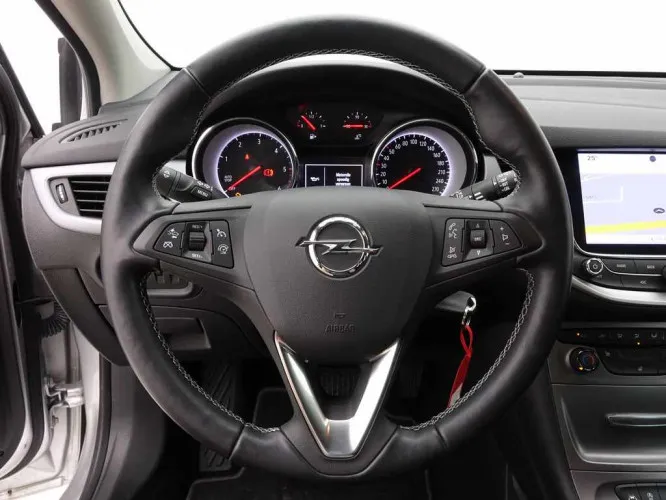 Opel Astra 1.6 CDTi 136 Automaat Sportstourer Edition + GPS Image 10