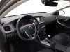 Volvo V40 2.0 D2 Black Edition + GPS + LED Lights Thumbnail 8