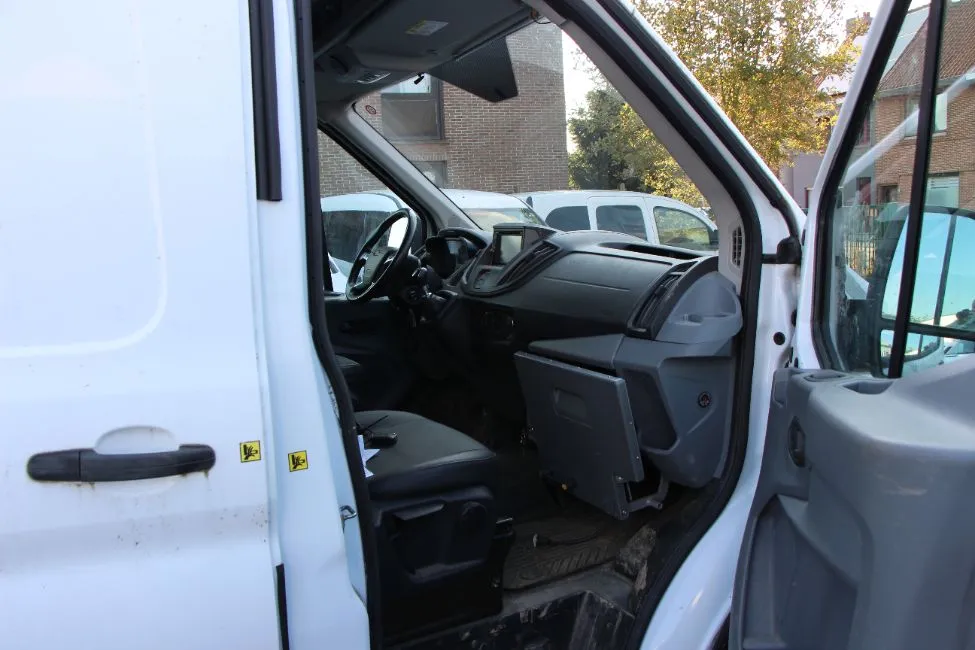 Ford Transit 2.0 Tdci EU6 Airco Garantie L2H2 Image 12