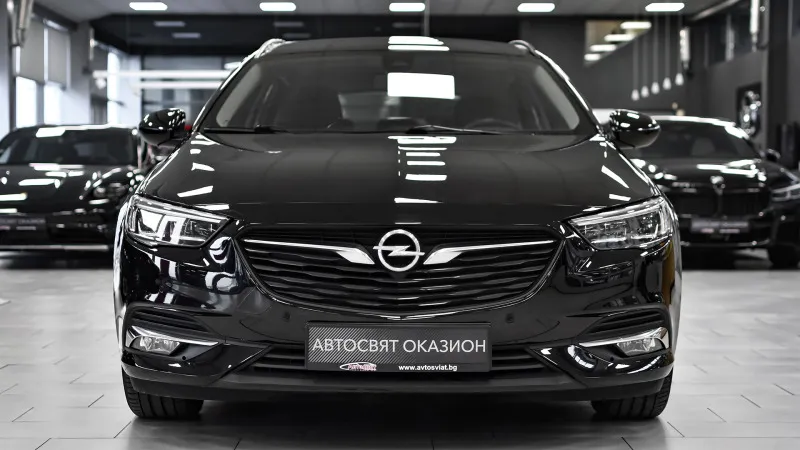 Opel Insignia Sports Tourer 1.6 CDTi Business Edition Image 2