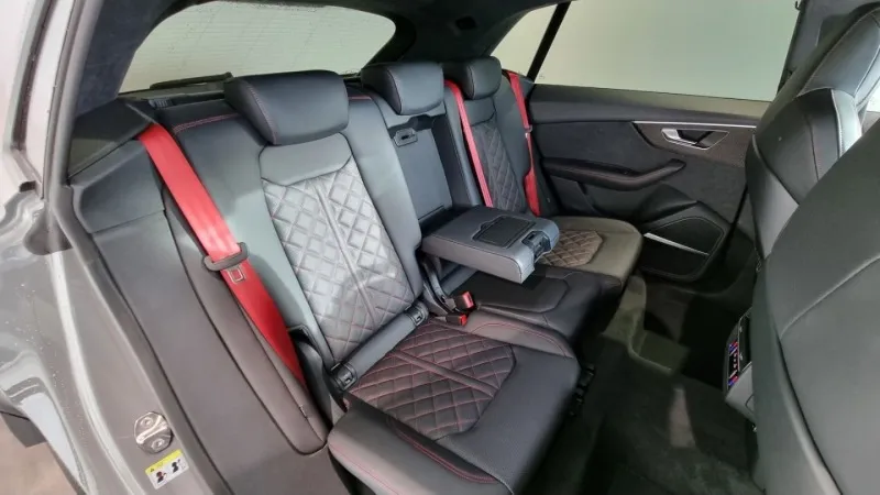 Audi SQ8 4.0 V8 Quattro =Carbon Style Pack= Pano Гаранция Image 9
