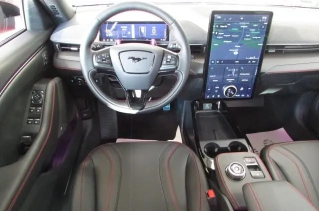 Ford Mustang Mach E ExtendedRange =Panorama= Distronic Гаранция Thumbnail 8