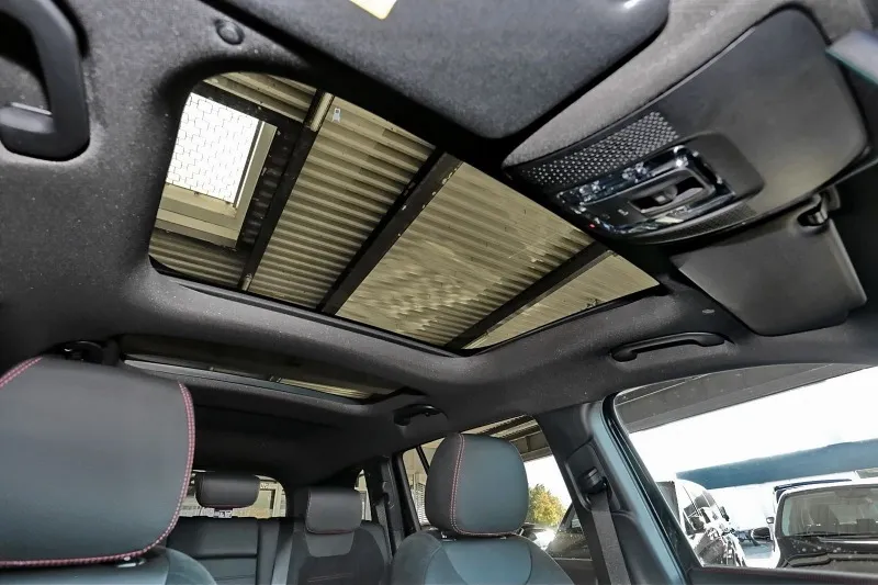 Mercedes-Benz GLB 200 4Matic =AMG= Carbon/Panorama Гаранция Image 8