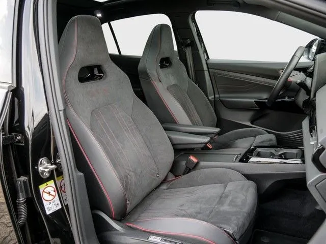 Volkswagen ID.5 GTX =Sport Plus Package= Panorama/ACC Гаранция Image 9