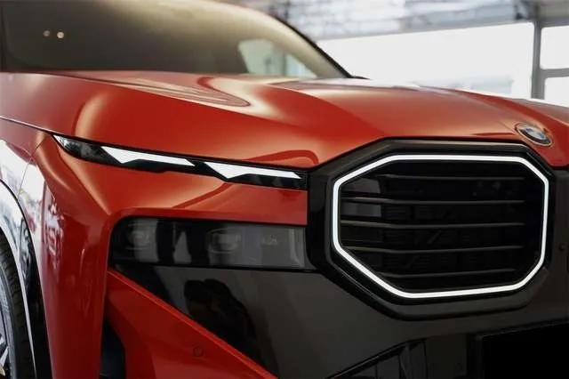 BMW XM 4.4i xDrive Image 5