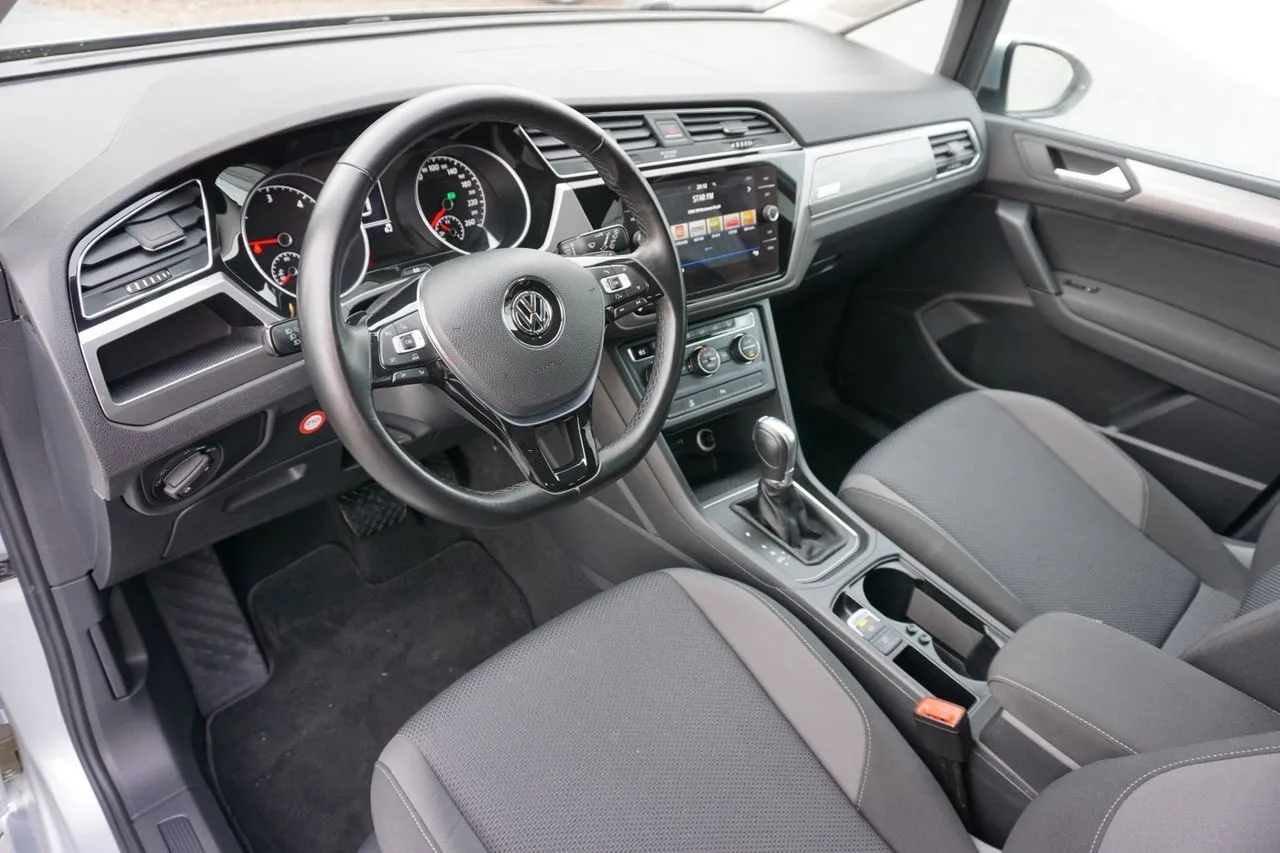 Volkswagen Touran 1.6 TDI Trend AUTOMATIK...  Image 8