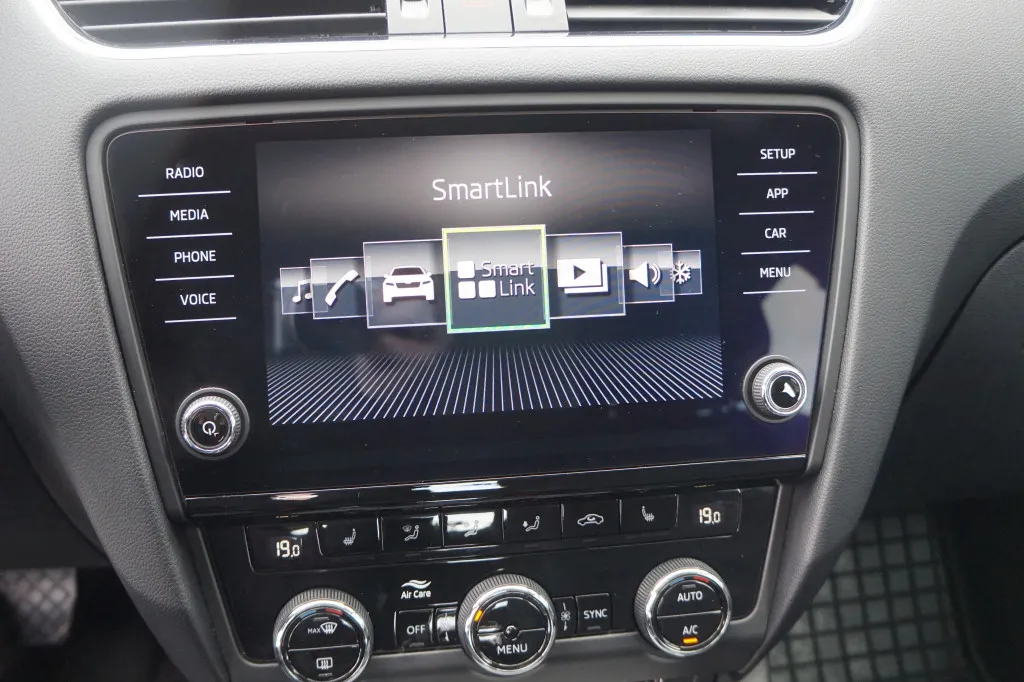 Skoda Octavia COMBI 1.4 TSI DSG AMBITION*TEMPOMAT*PDC* Image 10