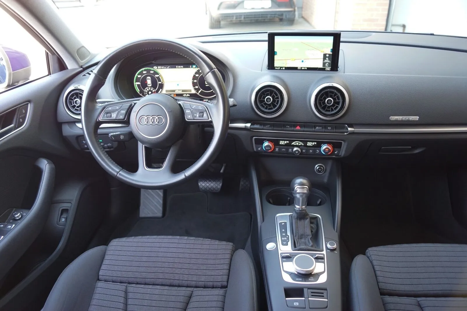 Audi A3 1,4 e-tron Sport Sportback S-tr. 5d Thumbnail 5