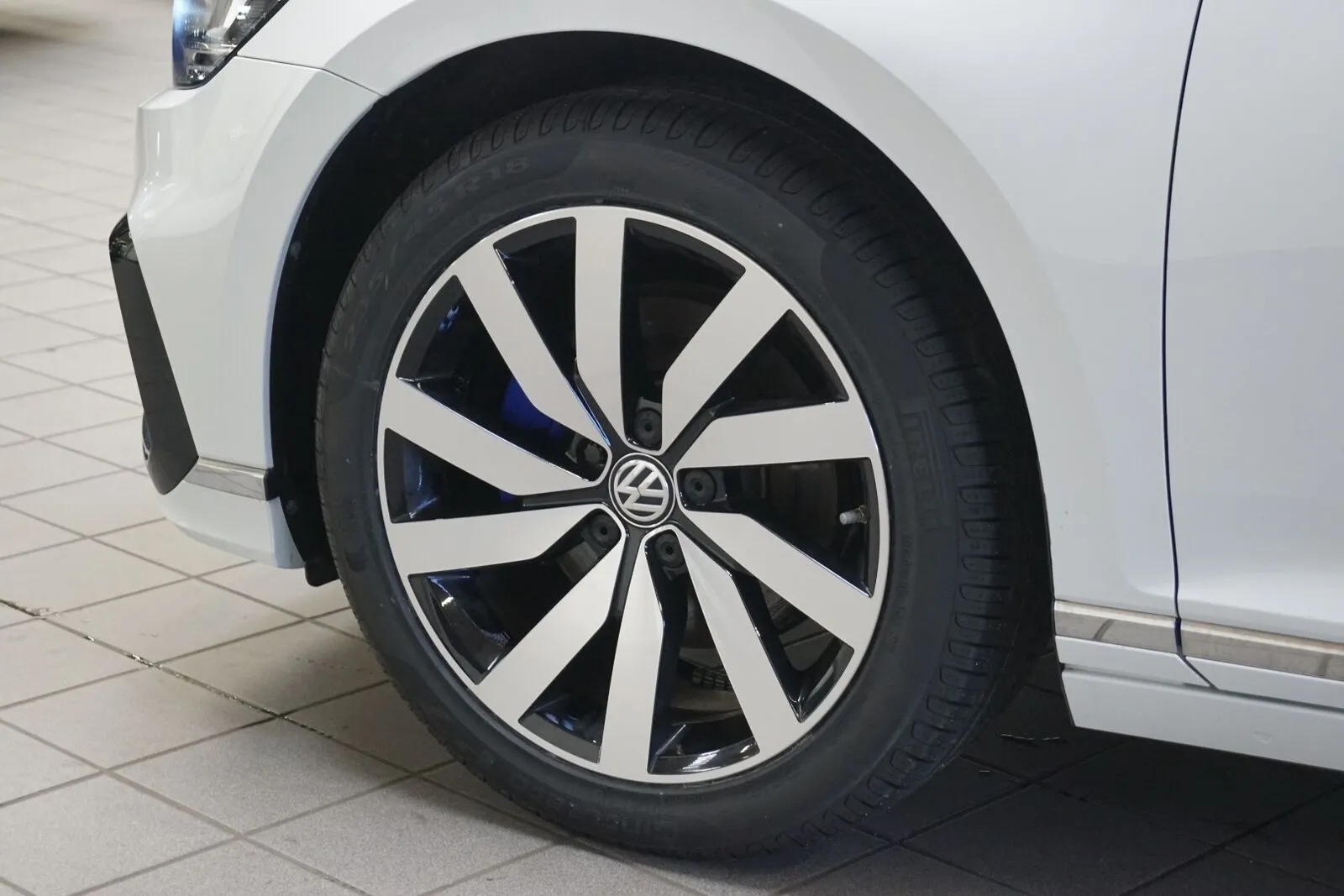 Volkswagen Passat 1,4 GTE Variant DSG 5d Thumbnail 9