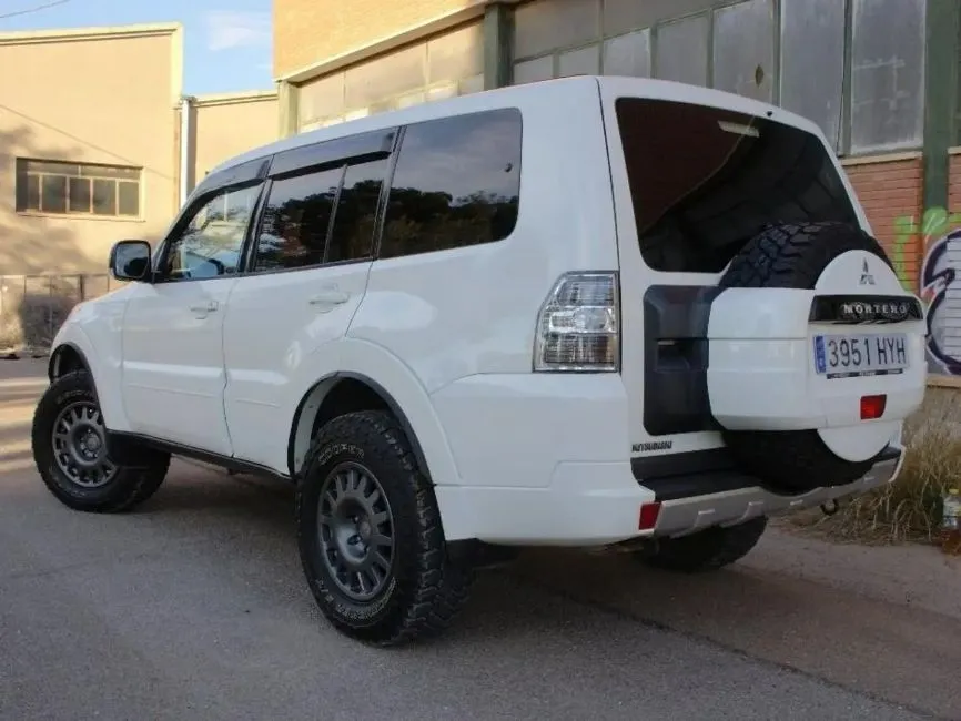 Mitsubishi Montero 3.2DI-D Spirit Spiri Image 5