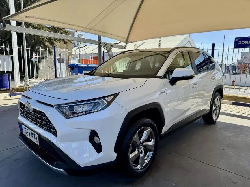 Toyota RAV 4 2.5 hybrid 4WD Advance Image 1