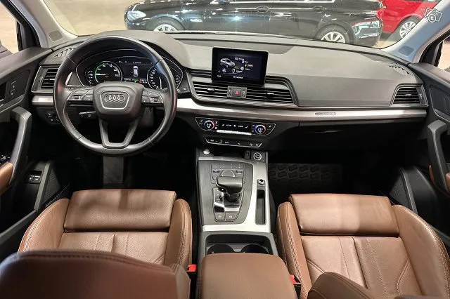 Audi Q5 Launch Edition 55 TFSI e quattro S tronic *MatrixLed / B&O / S-Line / Nahat / Koukku /Ilma-alusta* Image 7