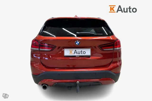 BMW X1 XDRIVE 25e Sport line * Vetokoukku / HUD / Sunset orange väri / Navigointijärjestelmä / ALV * Image 3