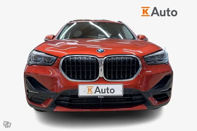 BMW X1 XDRIVE 25e Sport line * Vetokoukku / HUD / Sunset orange väri / Navigointijärjestelmä / ALV * Image 4