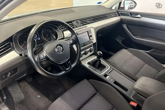 Volkswagen Passat Variant Comfortline 1,4 TSI 110 kW (150 hv) ACT *ACC / Webasto / Koukku / P-Tutkat / LED-ajovalot* Image 6