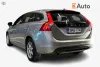 Volvo V60 D3 Kinetic * Navigointi / Pysäköintitutka / Kahdet renkaat / * Thumbnail 2