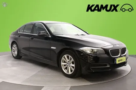 BMW 520 F10 Sedan 520d A xDrive Business / Tutkat / Lohko + sisäpistoke / Ratinlämmitin /