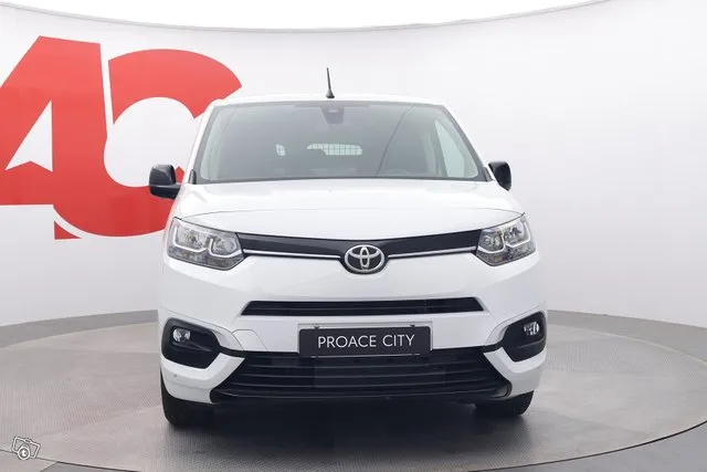 Toyota Proace L2 Premium 50 kWh 5-ovinen - Uusi auto heti toimitukseen Image 8