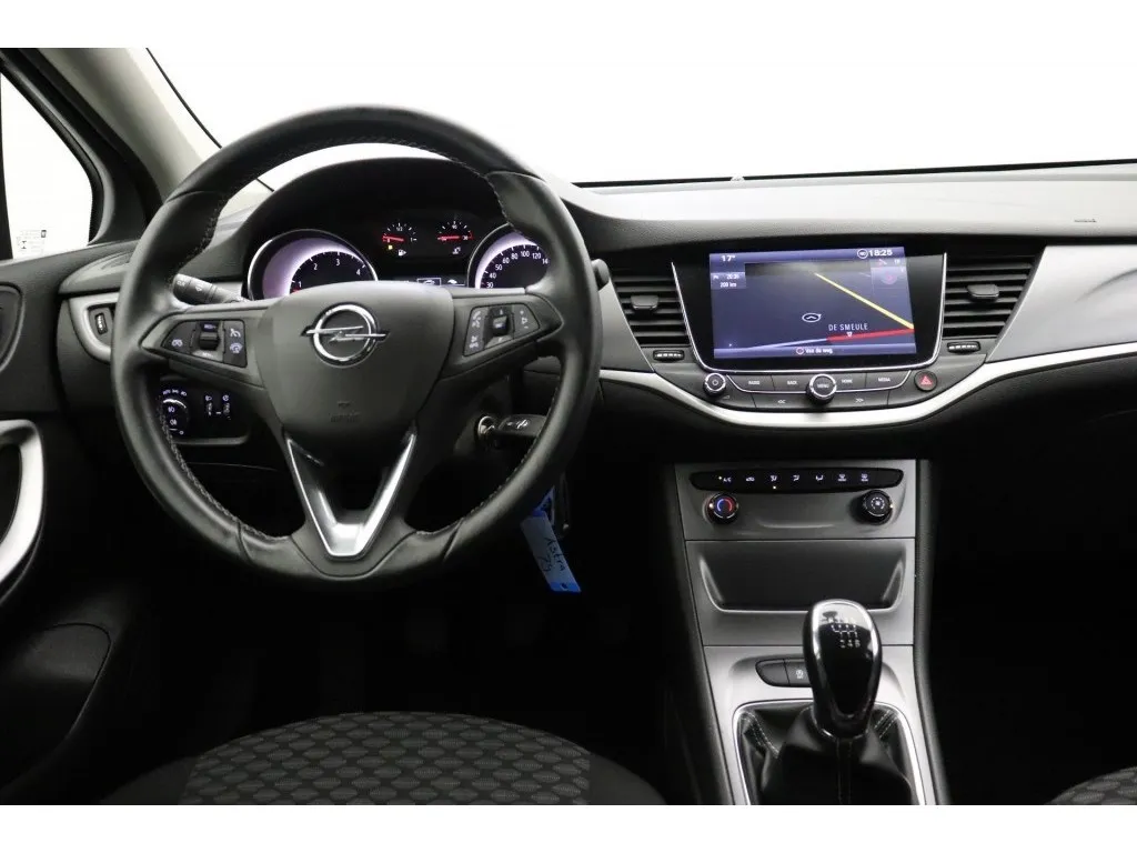 Opel Astra 1.6 CDTI 5 deurs Business+ Image 3