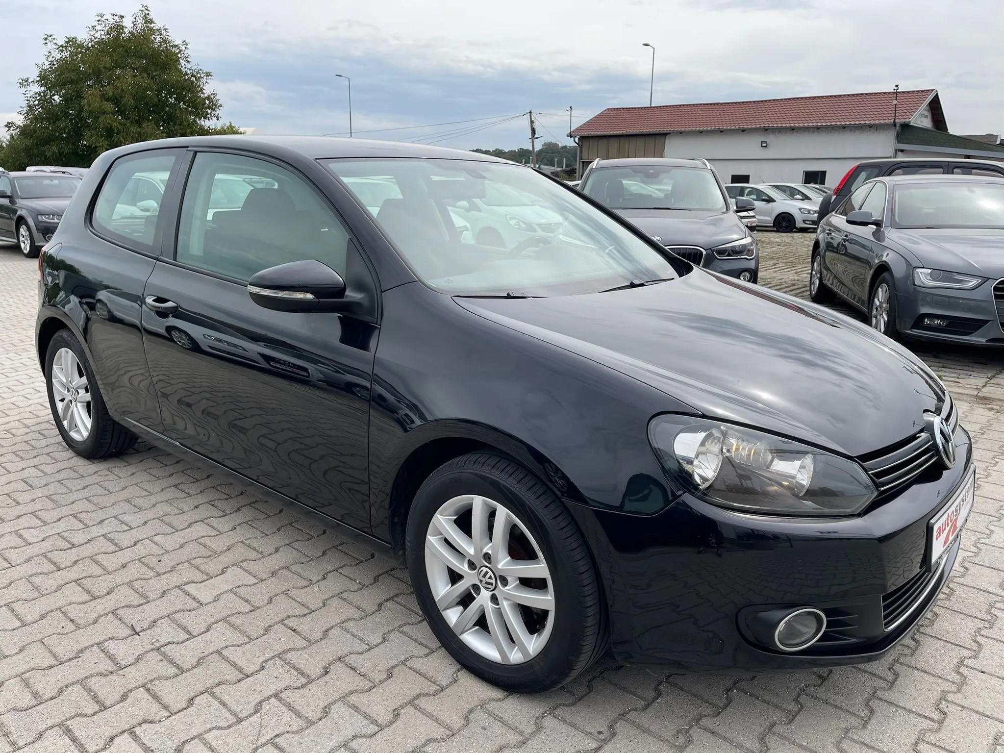 Volkswagen Golf 6 2.0 TDI Image 2