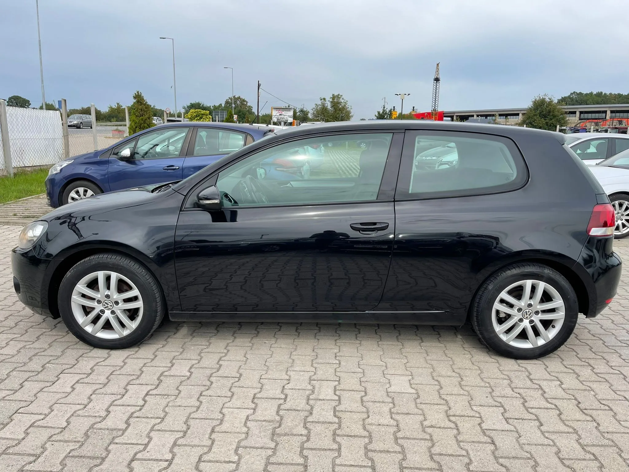 Volkswagen Golf 6 2.0 TDI Image 9