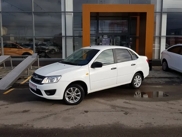 Lada Granta  Image 1