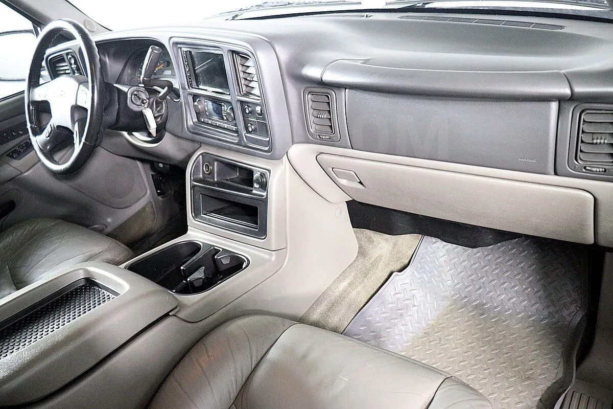 Chevrolet Tahoe  Image 10