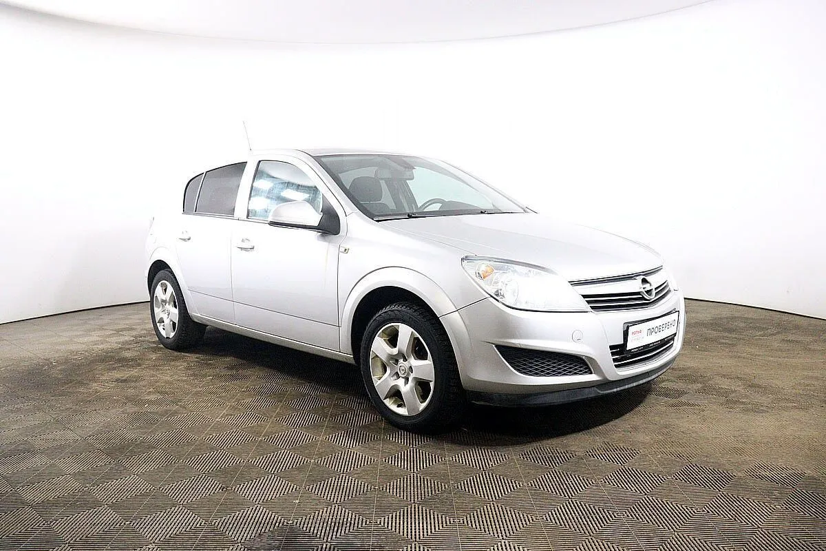 Opel Astra  Image 3