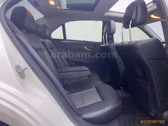 Mercedes-Benz E 250 CDI Premium Image 9