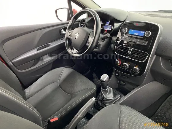 Renault Clio 1.5 dCi SportTourer Joy Image 10