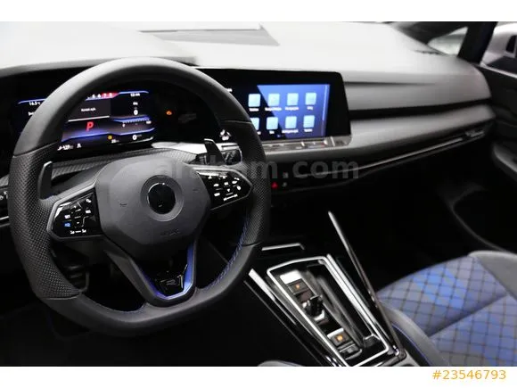 Volkswagen Golf 2.0 TSi R Image 9