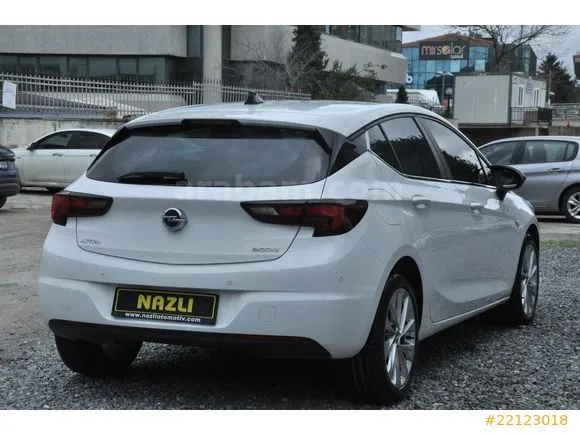 Opel Astra 1.0 T Enjoy Image 4
